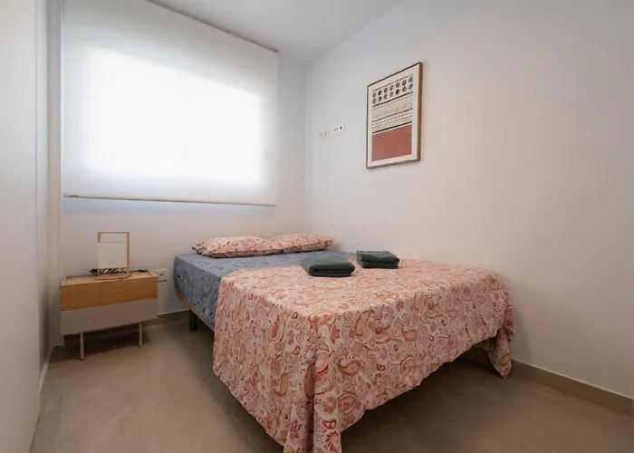 Yourspain Del Mar 14d Heated Pool Apartment